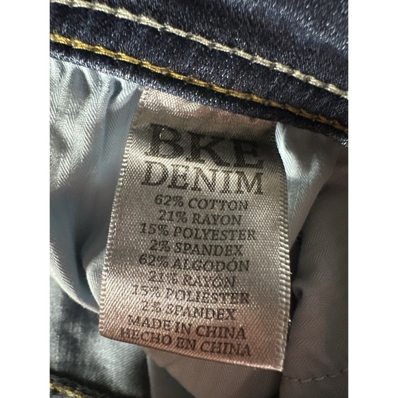 BKE Buckle Jeans Womens 30x30 Blue Denim Jake Straight Distressed Capri Ankle - Picture 12 of 16